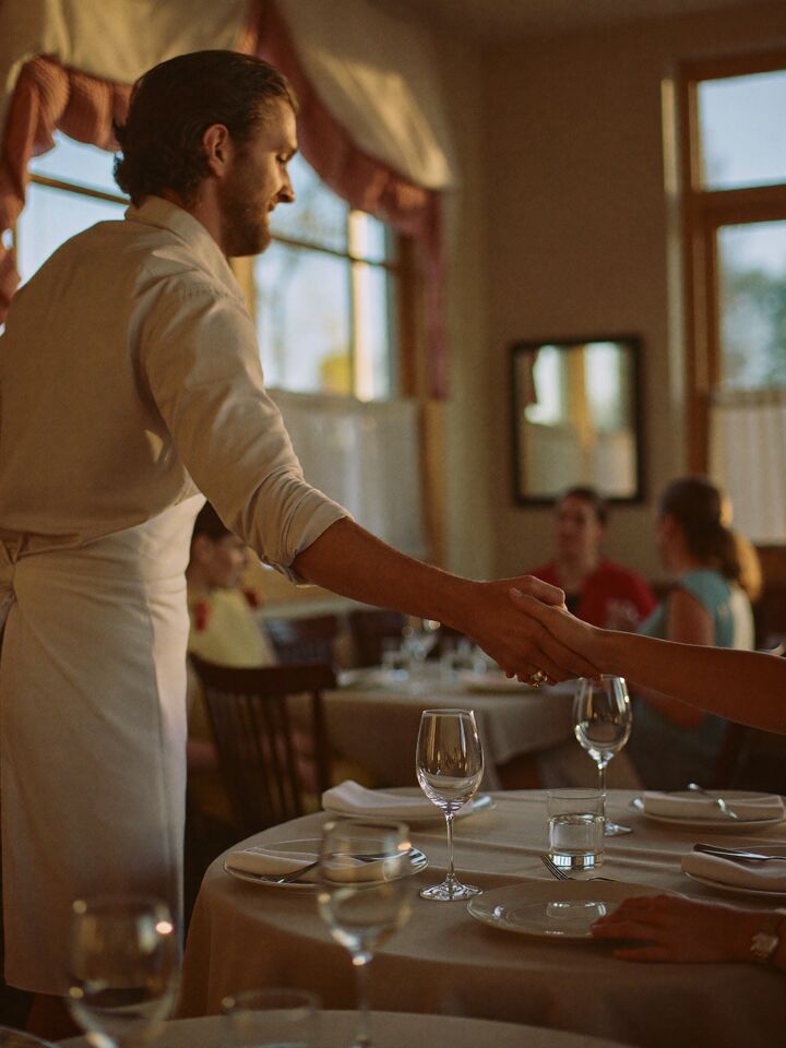 Colony Grill — Restaurant page built with It's Me Online